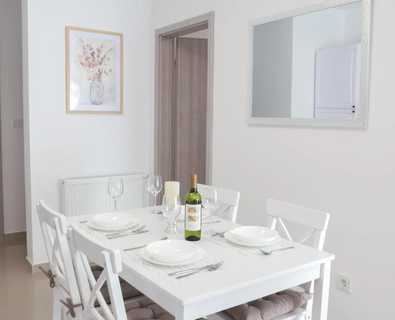 Holiday Apartments Ivano & Leo - Private Parking 0*, Zadar Croatia