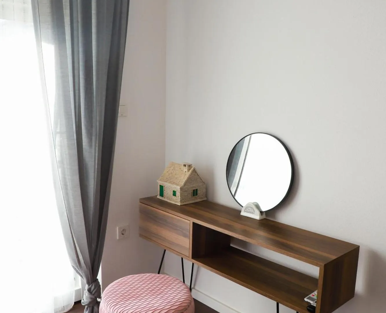 Holiday Apartments Ivano & Leo - Private Parking